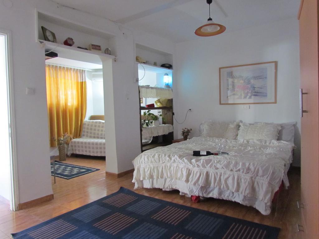Zipi Orhan アッコ 部屋 写真